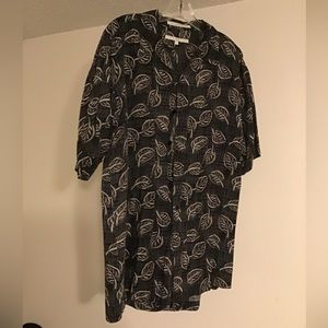 Perry Ellis Button Down Short Sleeve Shirt